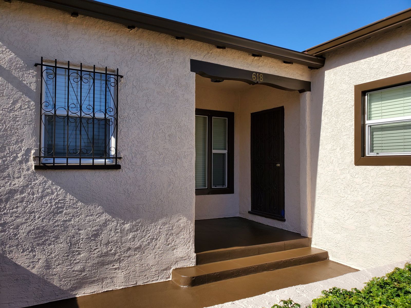 Los Angeles full exterior repaint with resurfaced patio floor